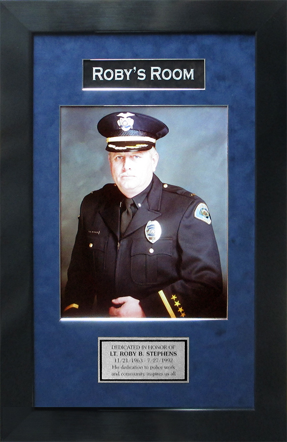 Pomona PD
          - Roby's Room framing from Badge Frame